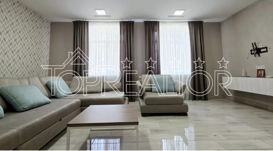 Продаж 2- поверхового будинку на Олексіївці | Toprealtor