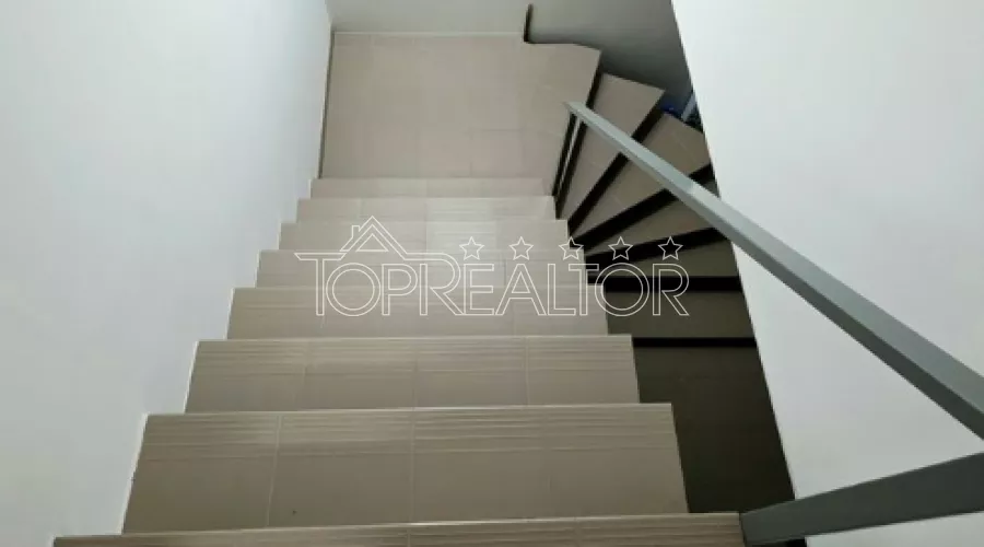 Продаж 2- поверхового будинку на Олексіївці | Toprealtor