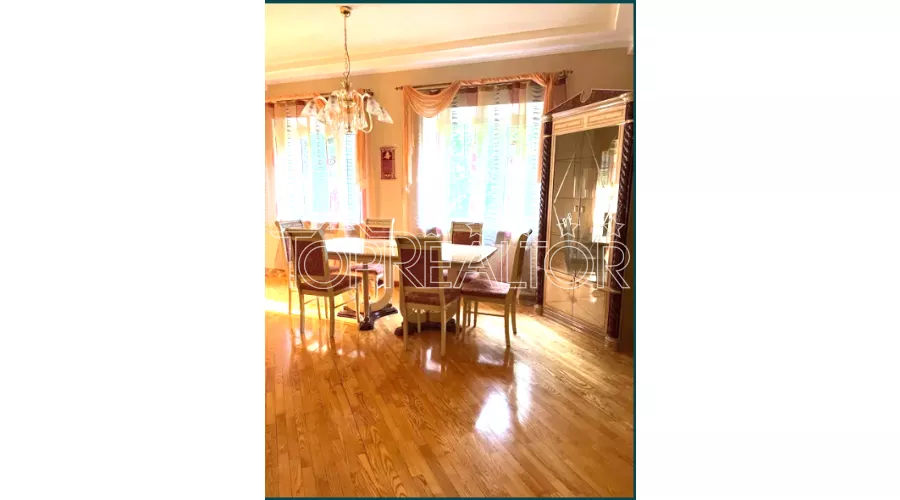 Продаж 3-поверхового будинку  на Салтівці | Toprealtor