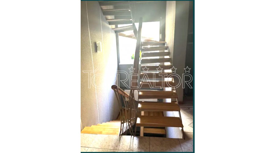 Продаж 3-поверхового будинку  на Салтівці | Toprealtor