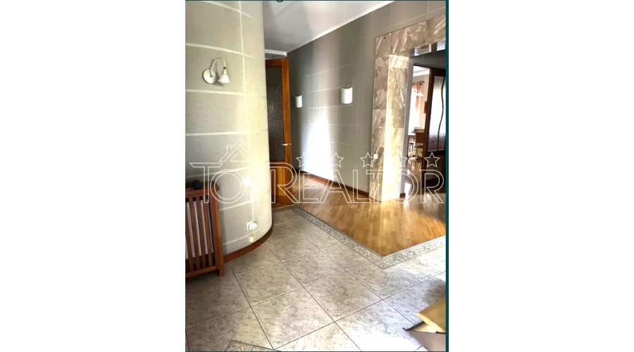 Продаж 3-поверхового будинку  на Салтівці | Toprealtor