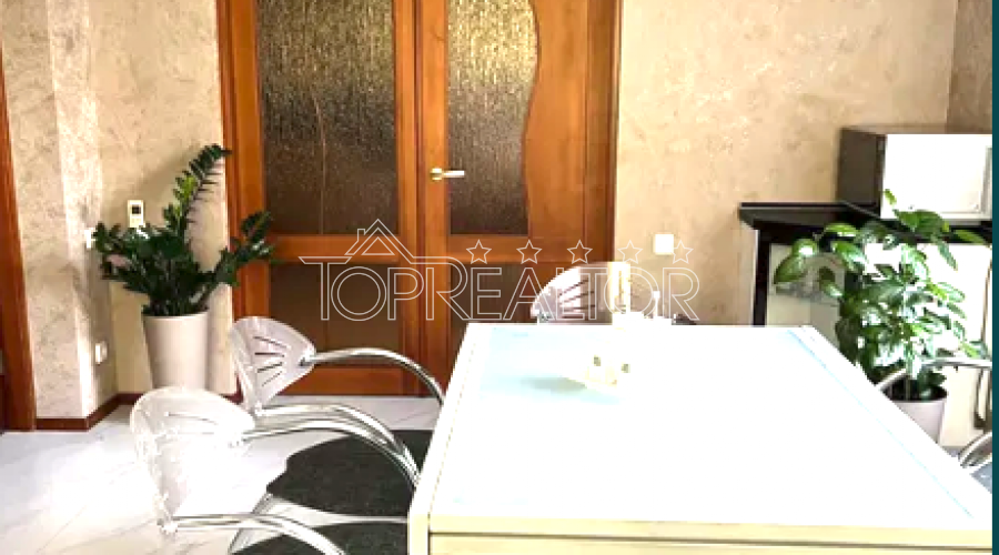 Продаж 3-поверхового будинку  на Салтівці | Toprealtor