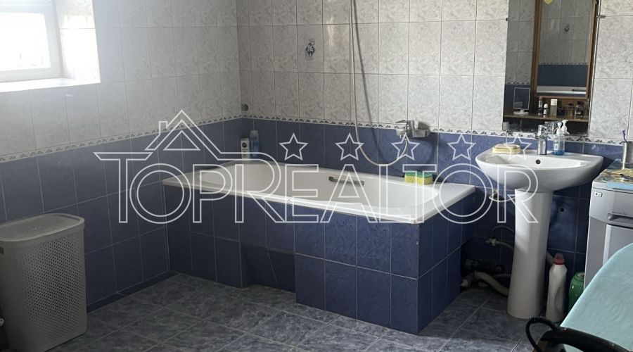 Продаж будинку в Ізюмі | Toprealtor