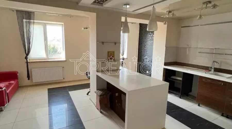 Продаж будинку в центрі міста Чугуєва | Toprealtor