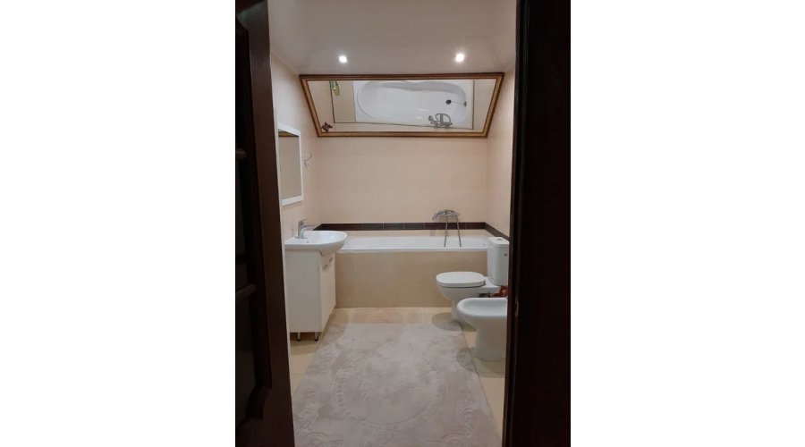 Продаж будинку біля метро Палац Спорту | Toprealtor