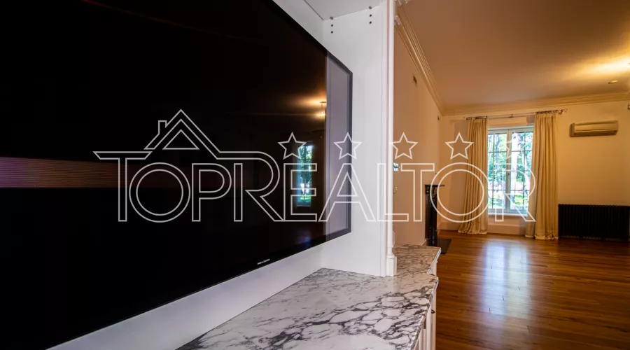 Продаж фешенебельної резиденції в котеджному селищі Парк Хаус | Toprealtor