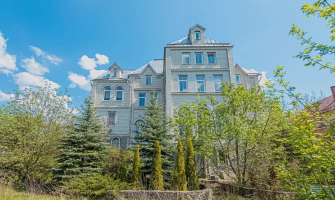 Продаж вишуканого будинку в смт. Флорінка-1 | Toprealtor