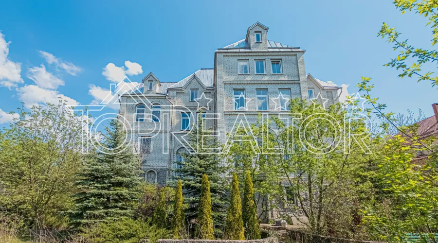 Продаж вишуканого будинку в смт. Флорінка-1 | Toprealtor