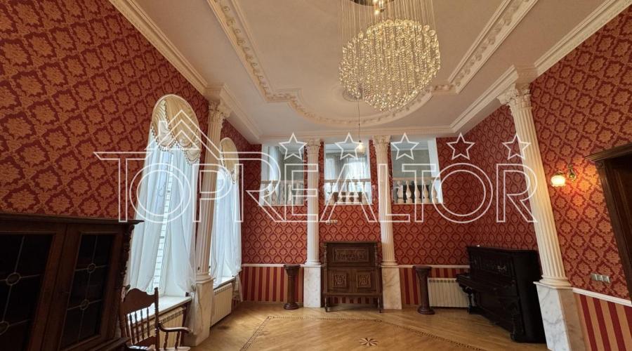 Продаж вишуканого будинку в смт. Флорінка-1 | Toprealtor