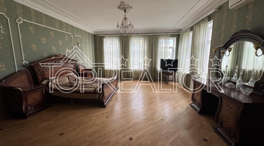 Продаж вишуканого будинку в смт. Флорінка-1 | Toprealtor