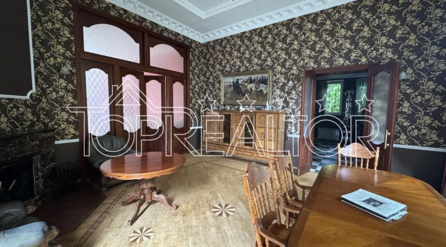 Продаж вишуканого будинку в смт. Флорінка-1 | Toprealtor