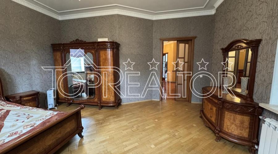 Продаж вишуканого будинку в смт. Флорінка-1 | Toprealtor