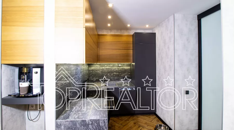 Продаж 2-к квартири на вул. Архітектора Альошина | Toprealtor