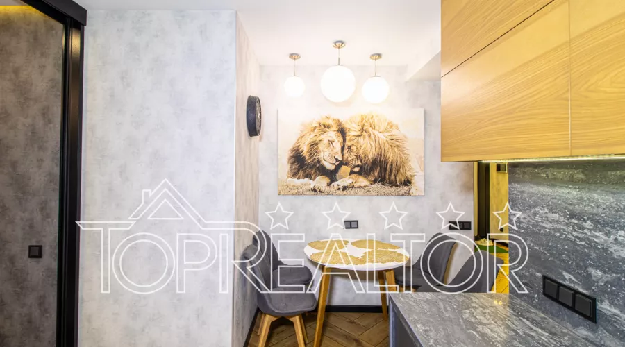 Продаж 2-к квартири на вул. Архітектора Альошина | Toprealtor