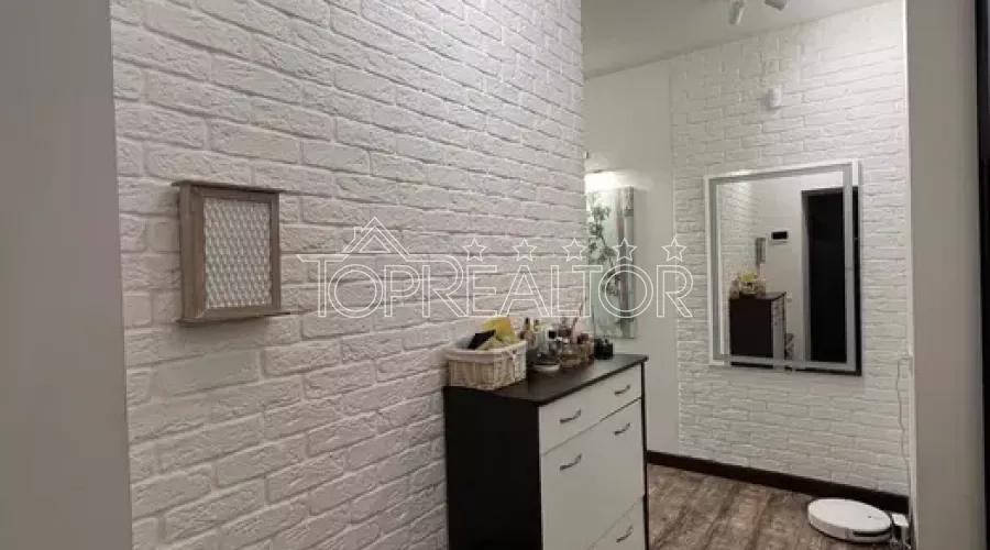 Оренда 3-к квартири біля метро Ботанічний сад | Toprealtor