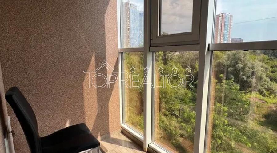 Оренда 3-к квартири біля метро Ботанічний сад | Toprealtor