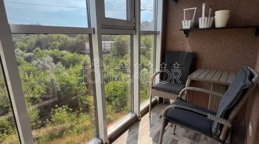 Оренда 3-к квартири біля метро Ботанічний сад | Toprealtor