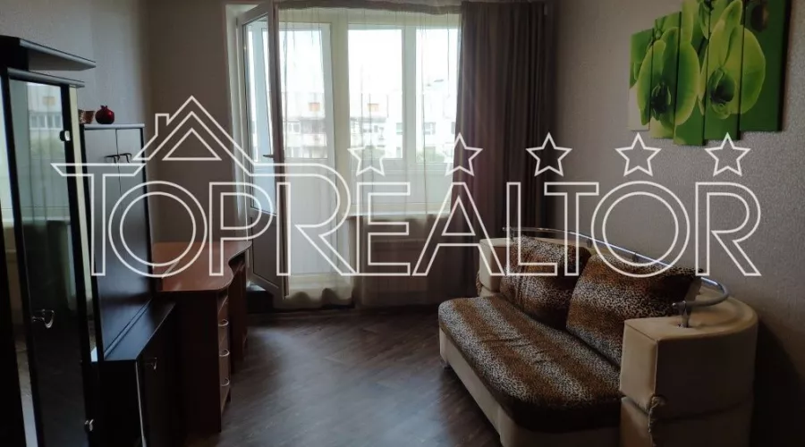 Продаж 1-к квартири на просп. Перемоги, 64 (перший будинок від метро) | Toprealtor