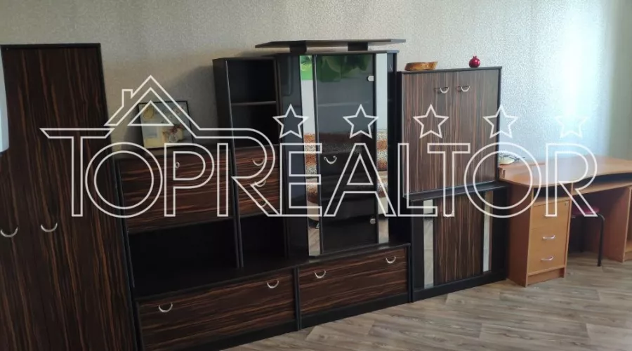 Продаж 1-к квартири на просп. Перемоги, 64 (перший будинок від метро) | Toprealtor