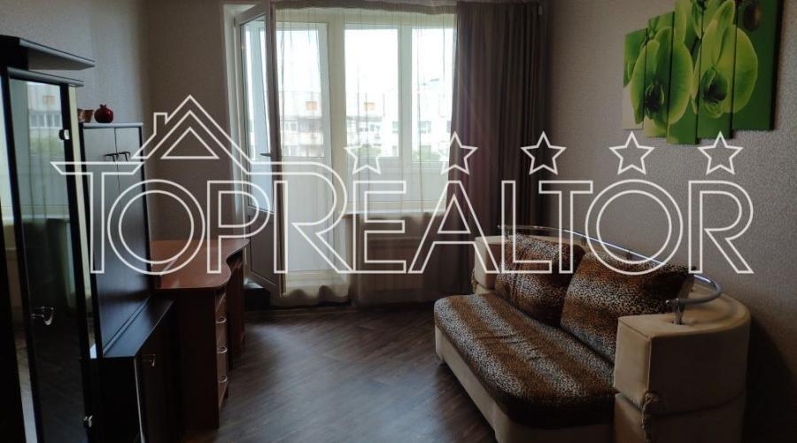 Продаж 1-к квартири на просп. Перемоги, 64 (перший будинок від метро) | Toprealtor