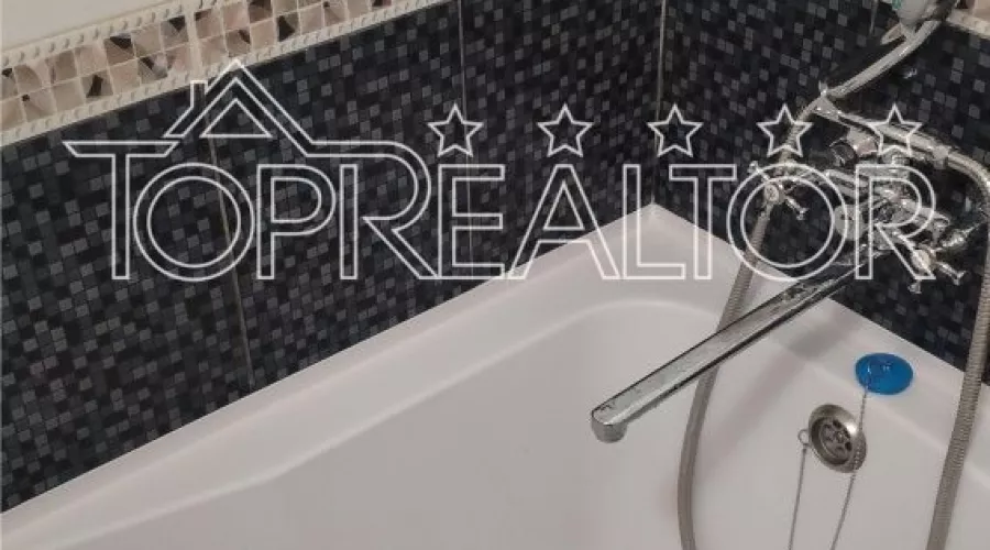 Продаж 1-к квартири на просп. Перемоги, 64 (перший будинок від метро) | Toprealtor