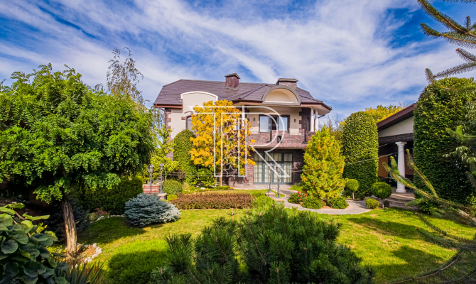 Продаж эксклюзивного будинку за МЕТРО на Флорінці | Toprealtor