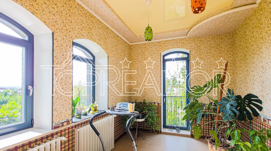 Продаж эксклюзивного будинку за МЕТРО на Флорінці | Toprealtor