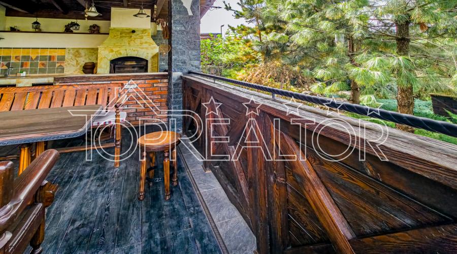 Продаж эксклюзивного будинку за МЕТРО на Флорінці | Toprealtor