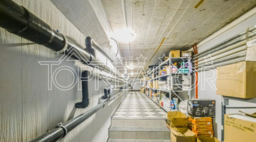 Продаж эксклюзивного будинку за МЕТРО на Флорінці | Toprealtor