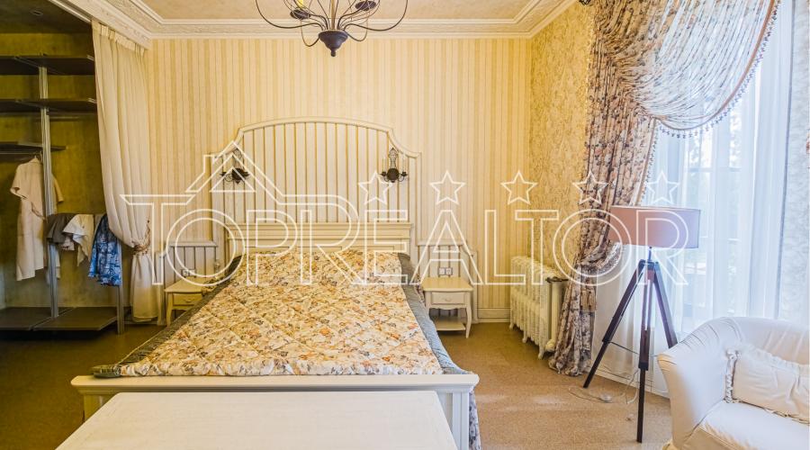 Продаж эксклюзивного будинку за МЕТРО на Флорінці | Toprealtor