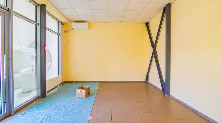 Шикарне приміщення в магазині Будмен | Toprealtor