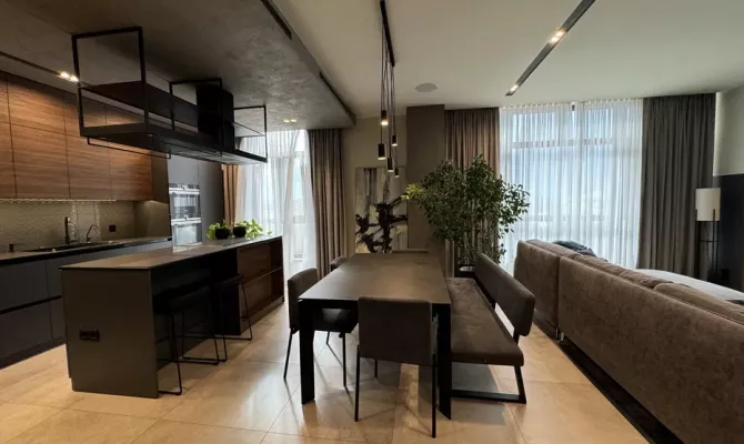 Продам 4 кімнатну квартиру в  ЖК Моноліт | Toprealtor