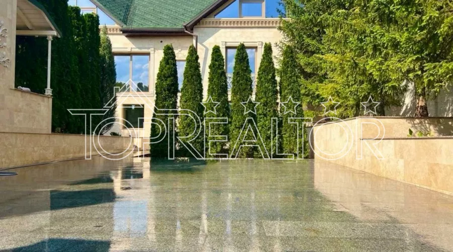 Продаж шикарного, елітного , авторського будинку у КС Сокільники | Toprealtor