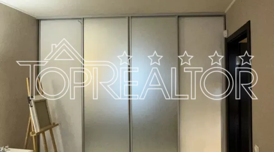 Продаж 2-к квартири біля метро Олексіївська | Toprealtor