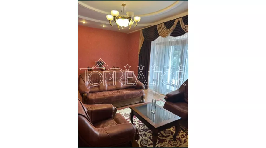 Продам шикарний  будинок на П. Полі. Р-н 23 Серпня | Toprealtor