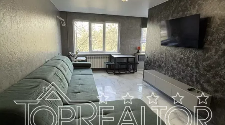 Продаж 3-к квартири на Салтівці, вул. Амосова | Toprealtor