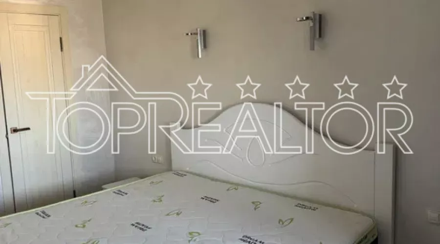 Продаж 4-к квартири в районі м. Наукова, вул. Ляпунова 9 | Toprealtor