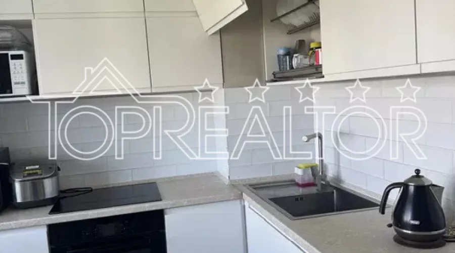 Продаж 4-к квартири в районі м. Наукова, вул. Ляпунова 9 | Toprealtor