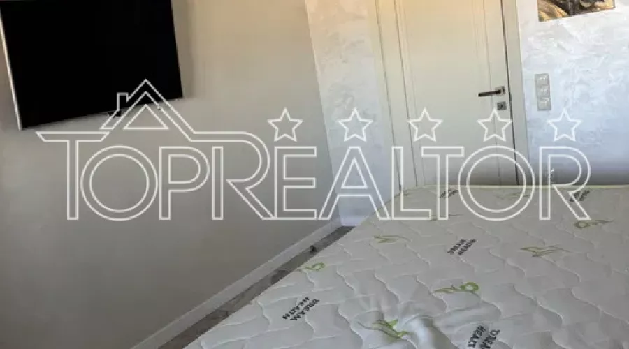 Продаж 4-к квартири в районі м. Наукова, вул. Ляпунова 9 | Toprealtor