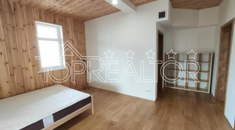 Продам будинок у КС Шалє Грааль | Toprealtor