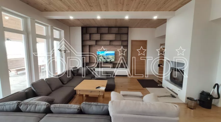 Продам будинок у КС Шалє Грааль | Toprealtor