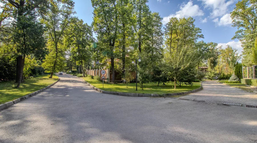 Продажа участка 19,05 соток в коттеджном поселке Парк Хаус | Toprealtor