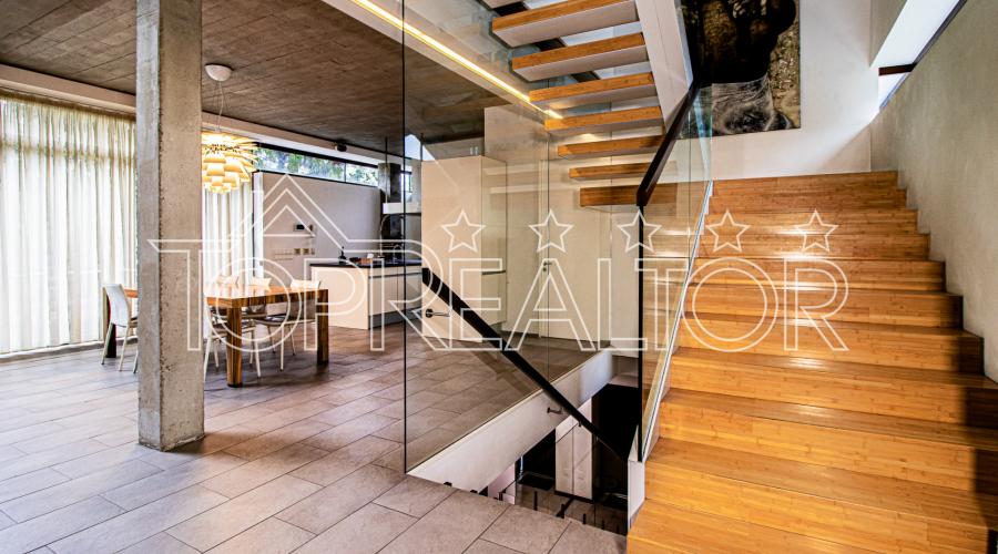 Продам 2-поверх. котедж на Сокільниках в стилі мінімалізм | Toprealtor