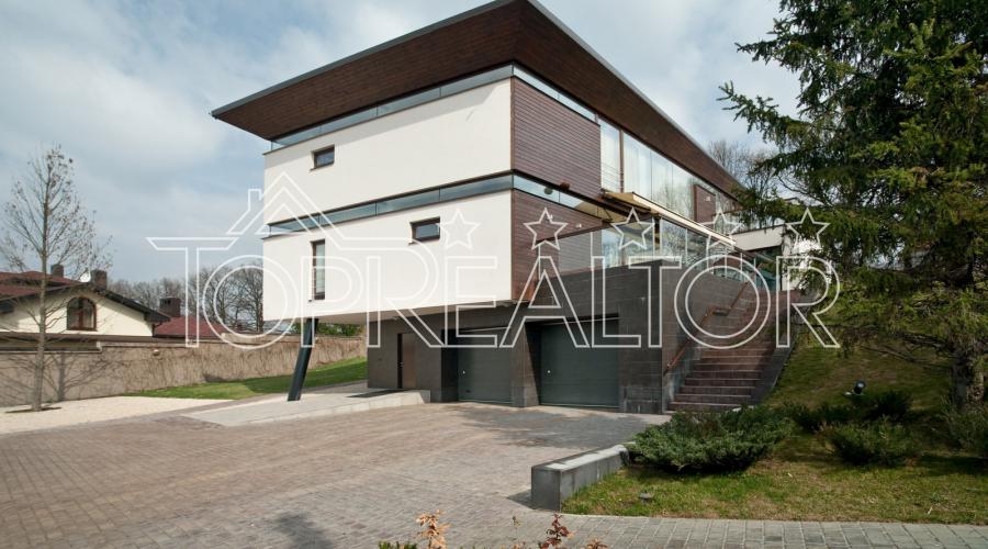 Продам 2-поверх. котедж на Сокільниках в стилі мінімалізм | Toprealtor