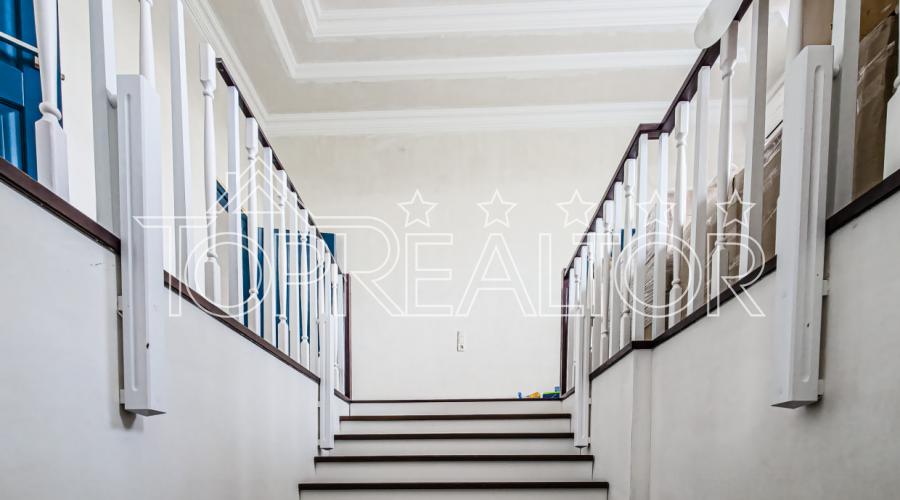 Продам 2-поверх. сучасний котедж на Великій Данилівці | Toprealtor