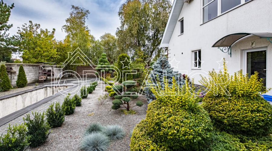 Продам 2-поверх. сучасний котедж на Великій Данилівці | Toprealtor