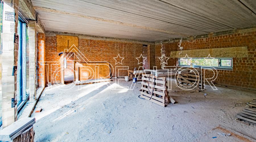 Продаж сучасного 2-поверх. котеджу у Парк Хаусі | Toprealtor