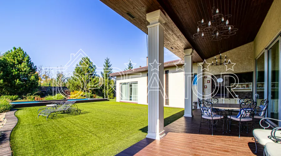 Продам современный 1-этажный коттедж в закрытом поселке на Флоринке-1 | Toprealtor