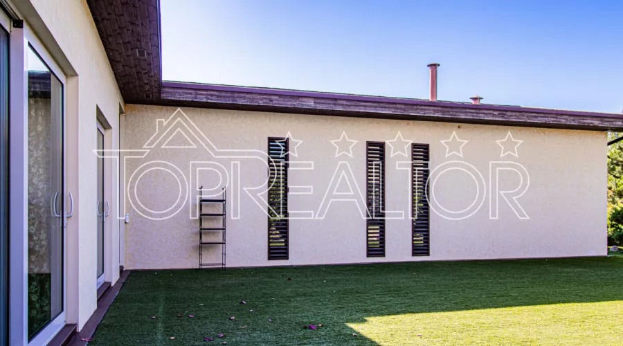 Продам сучасний 1-поверх. котедж у закритому селищі на Флоринці-1 | Toprealtor