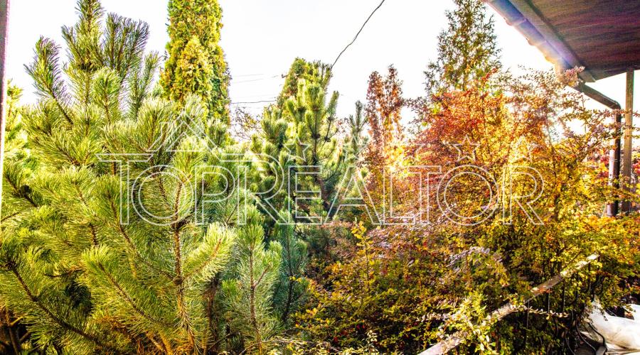 Продам капітальний 2-поверх. будинок з басейном у селищі Південний | Toprealtor